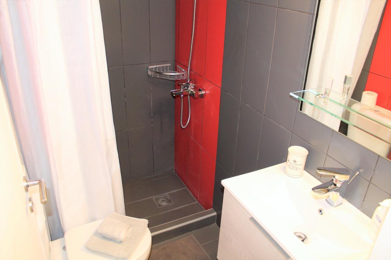 Apartment Sea View In Front Of The Beach Of Agia Marina Pórto Ráfti 외부 사진